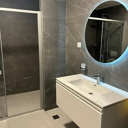 Nova Breka Apartment